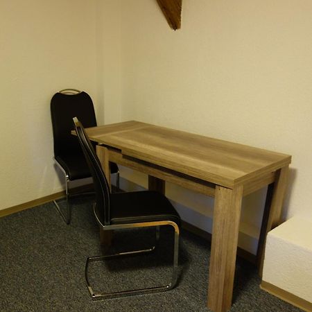 Zehnthof Hotel Geldersheim Ruang foto